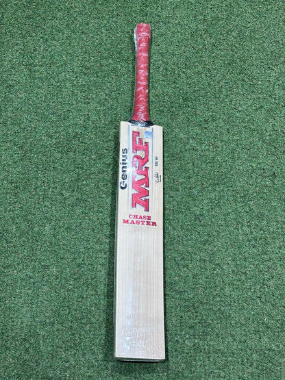 MRF VK Chase Master Junior Size 6 Cricket Bat (2lb 2oz)
