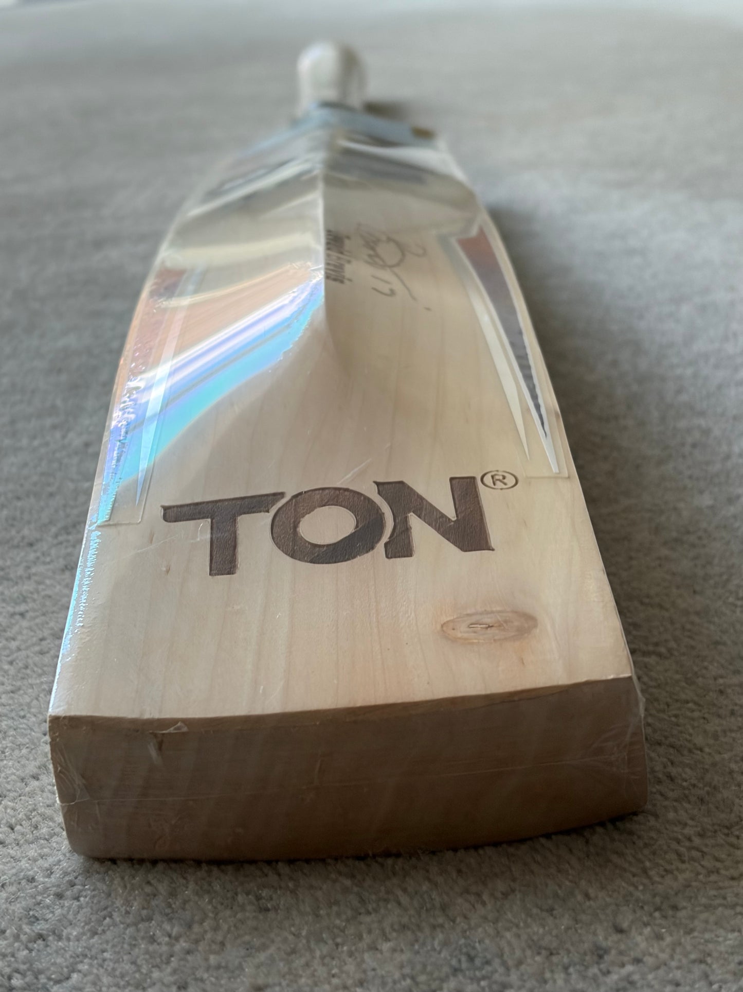 SS Ton Players Pro Dewald Brevis Cricket Bat (2lb 8oz)