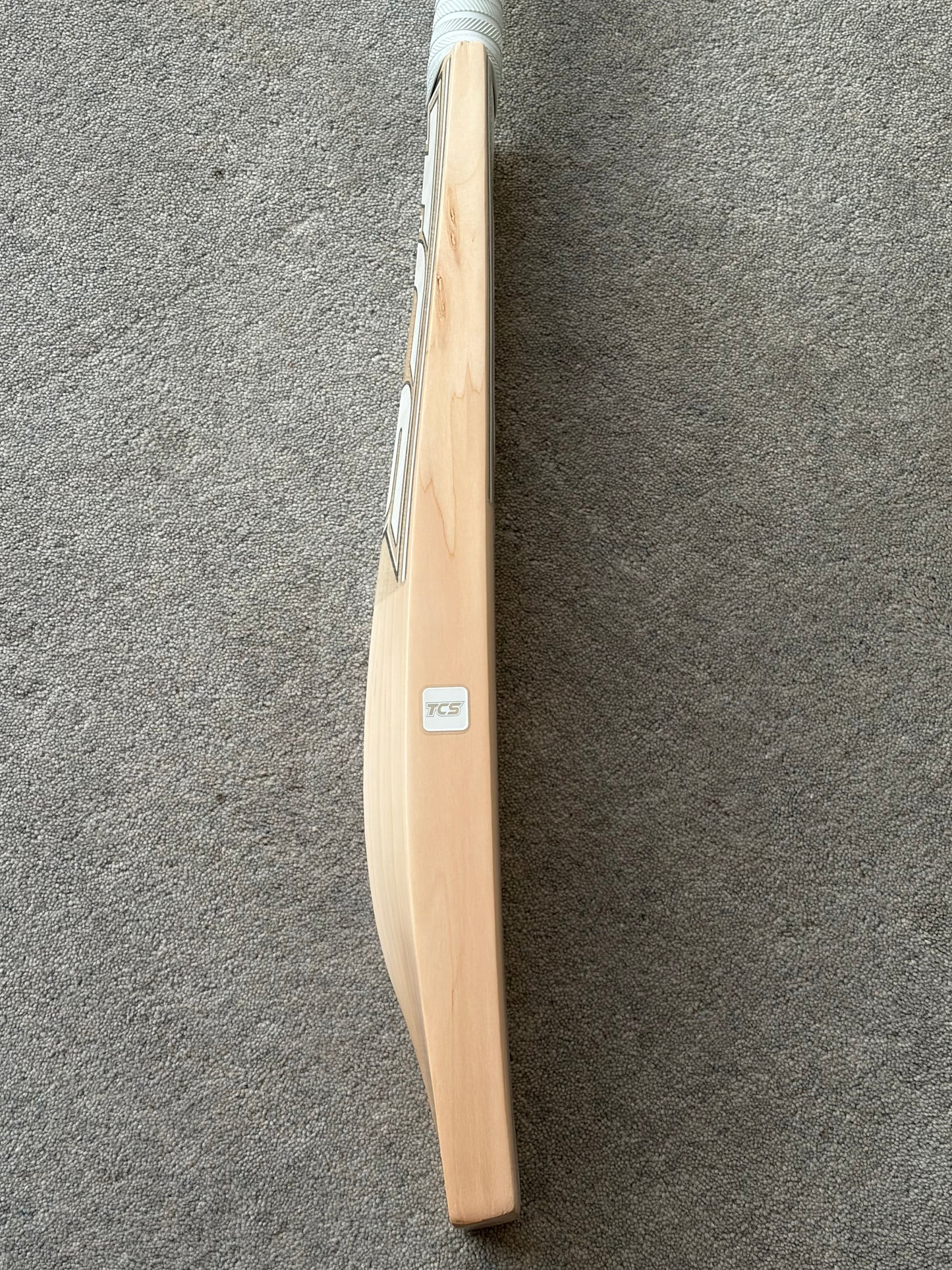 TCS White Edition Cricket Bat (2lb 10oz)