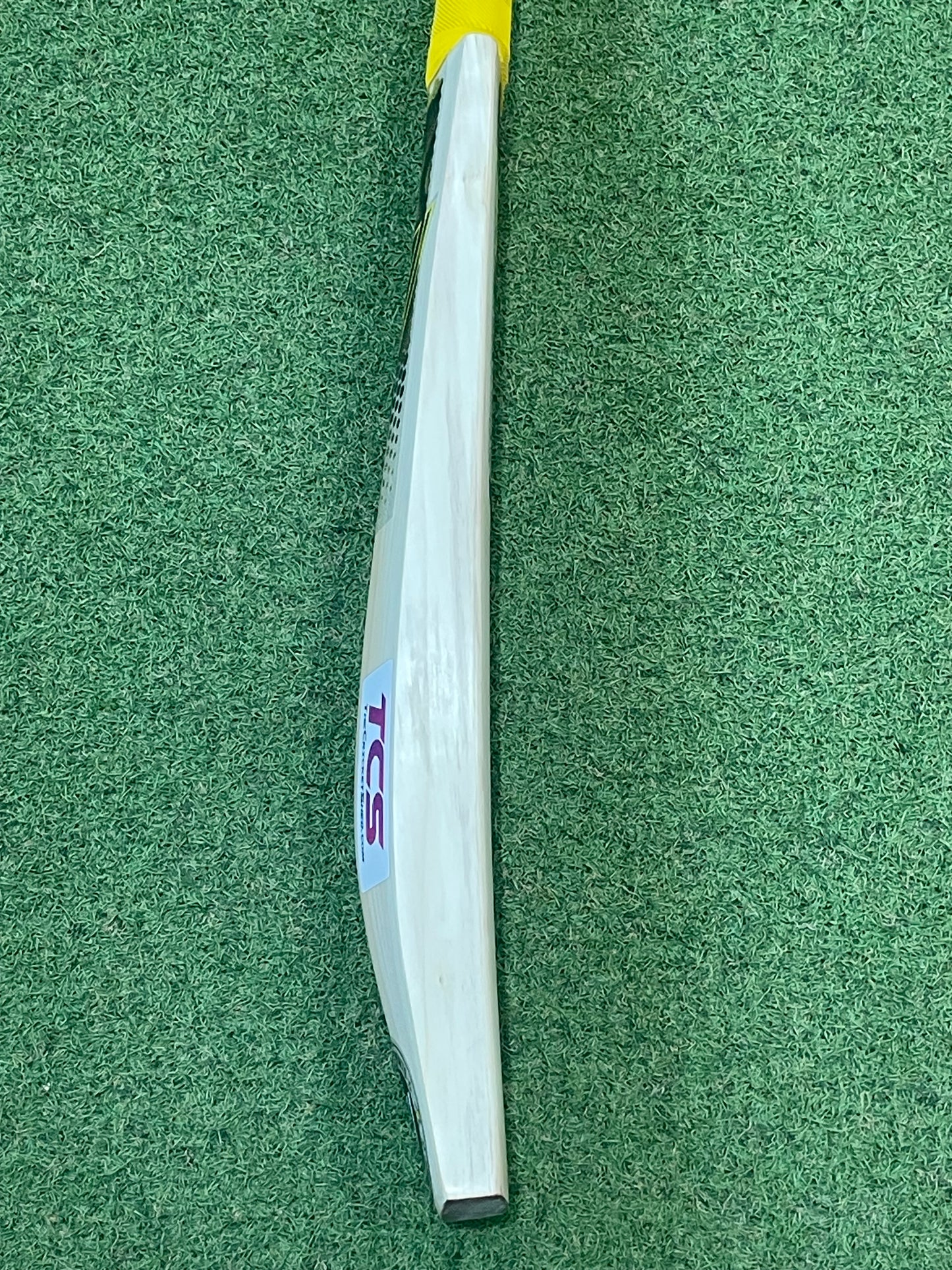 Vader Sports Limited Edition Cricket Bat (2lb 8oz)