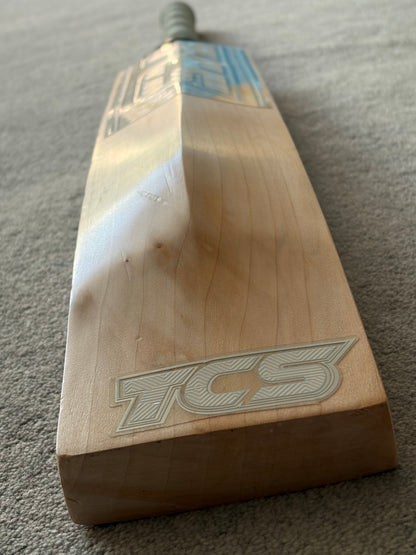 TCS White Butterfly Cricket Bat (2lb 8oz)
