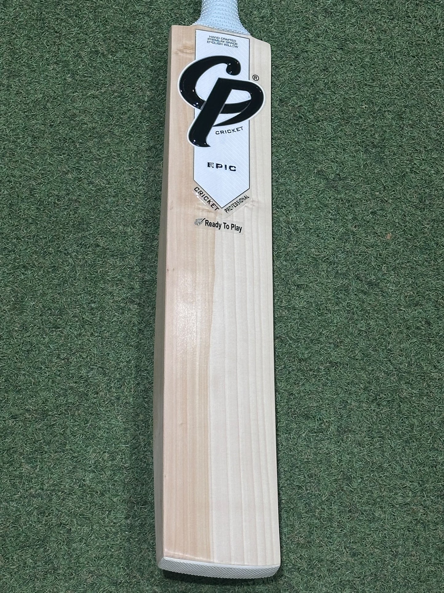 CP Epic Player Grade Cricket Bat (2lb 11oz)