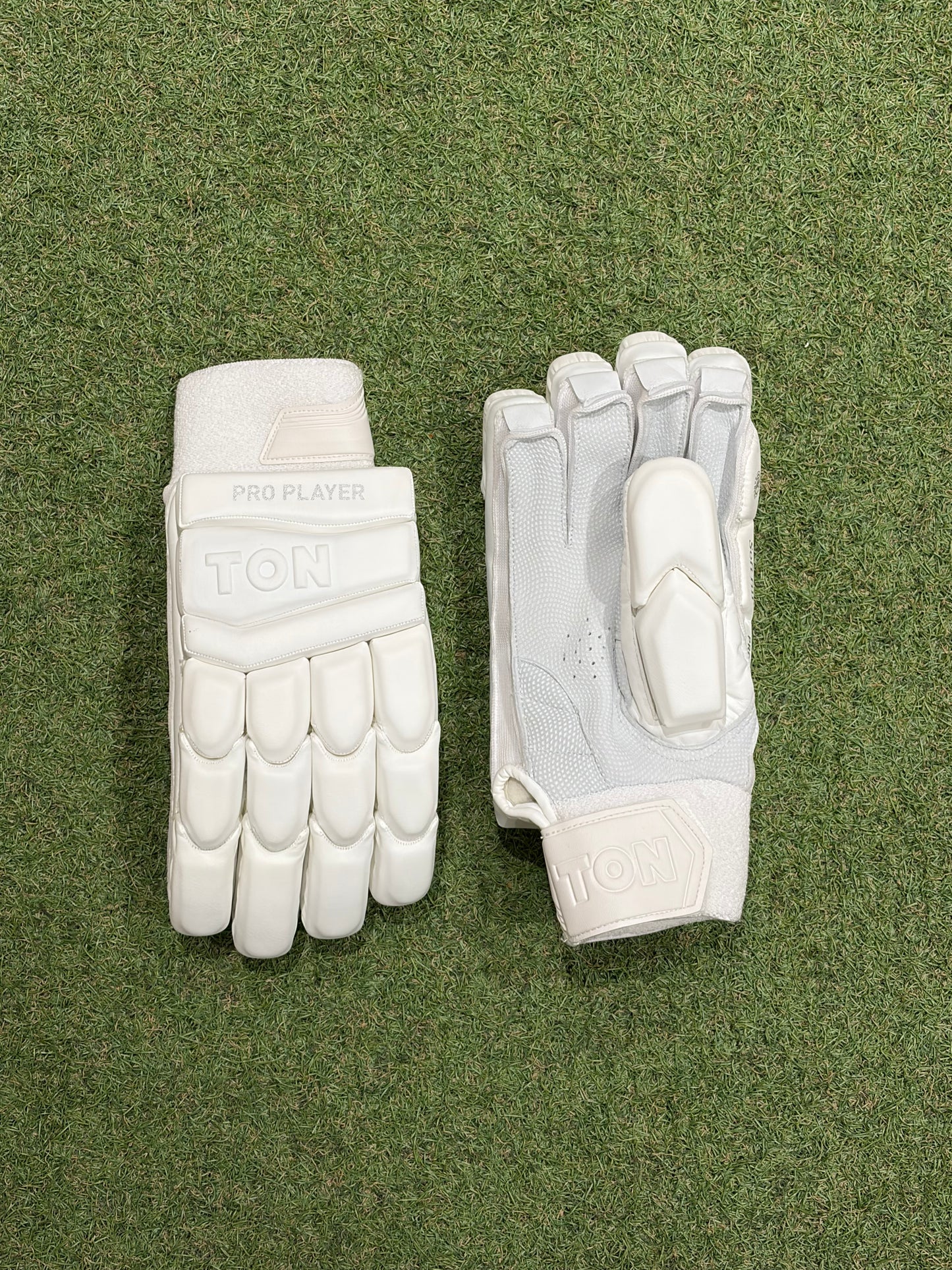 Ton Pro Player Batting Gloves
