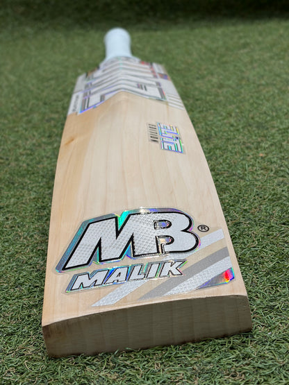 MB Malik Elite Edition Cricket Bat (2lb 9oz)