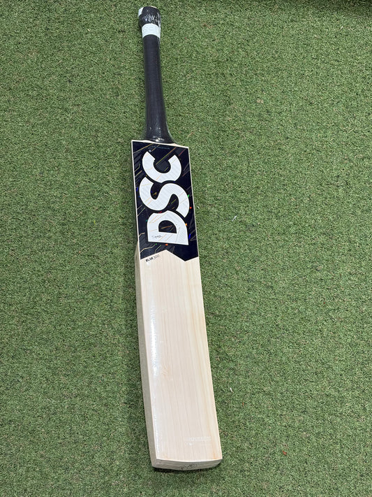 DSC Blak 300 Cricket Bat (2lb 8oz)
