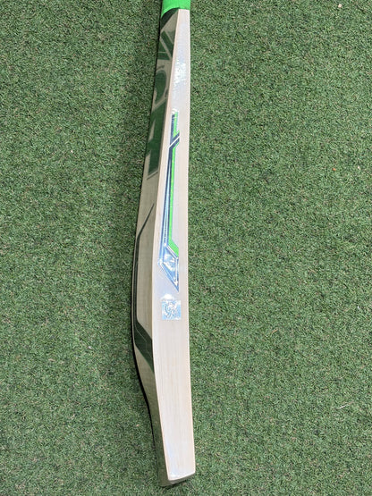 CA BA56 Babar Azam Cricket Bat (2lb 8oz)