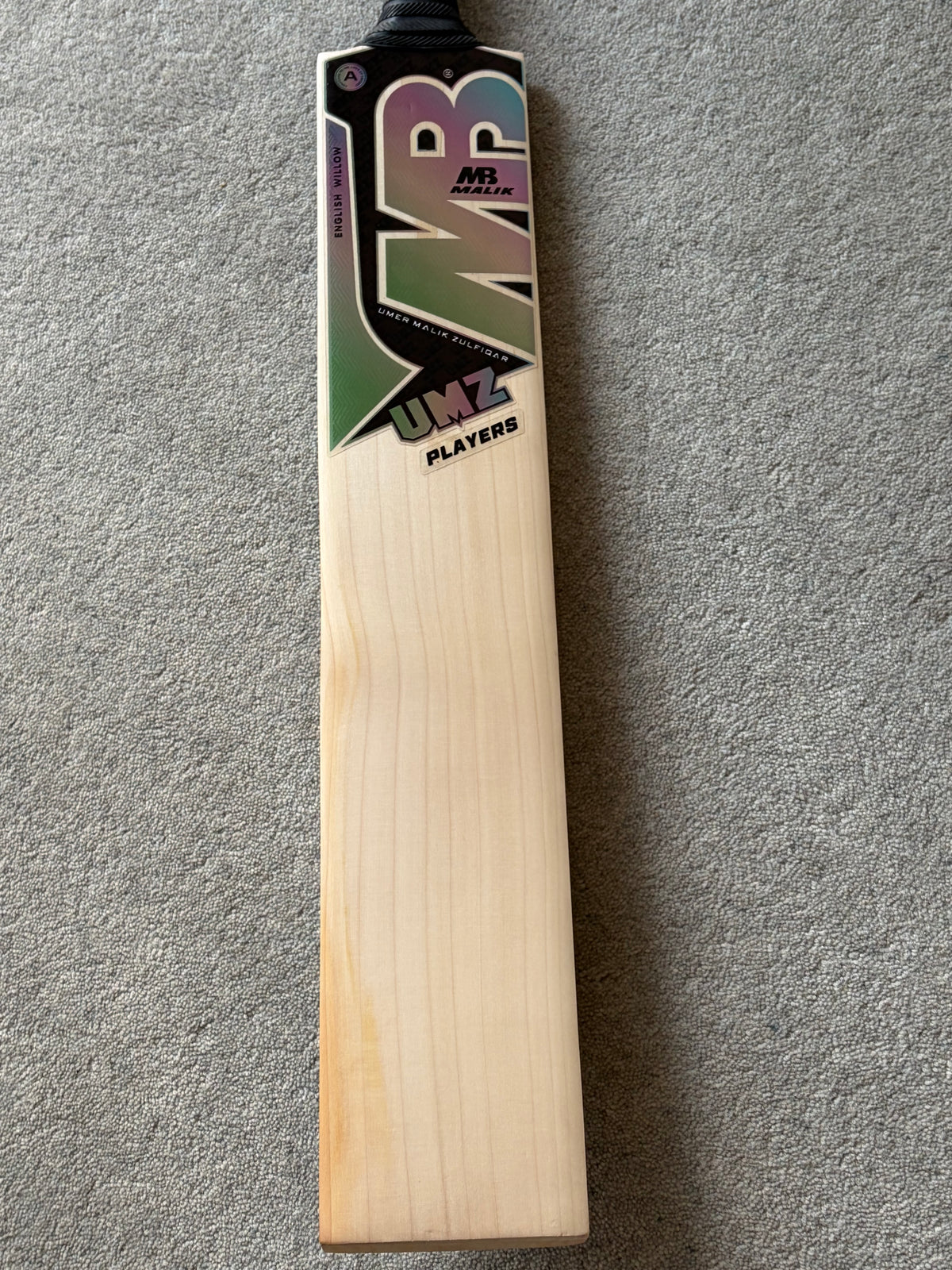 MB Malik UMZ Players Cricket Bat (2lb 9oz)