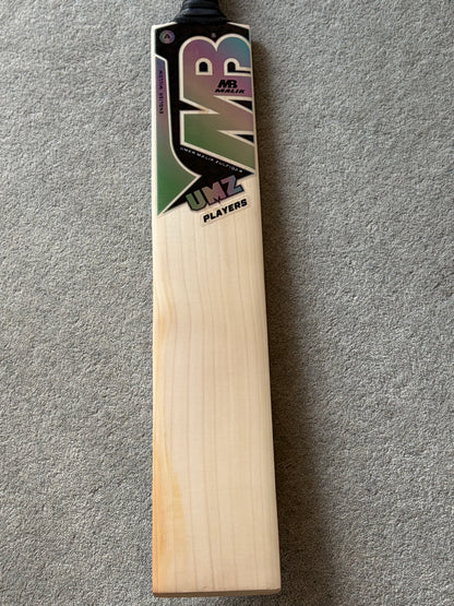 MB Malik UMZ Players Cricket Bat (2lb 9oz)