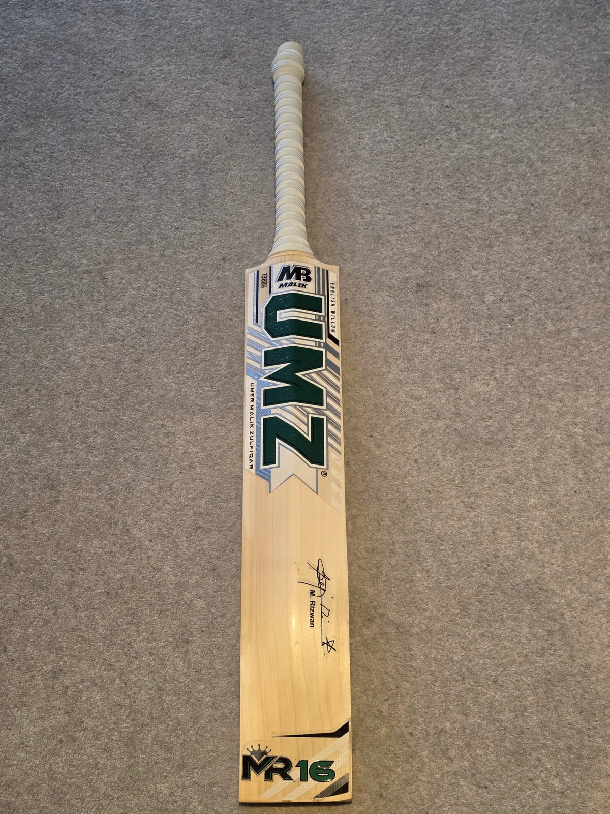 Used MB Malik Mohammed Rizwan Players Cricket Bat (2lb 10oz)