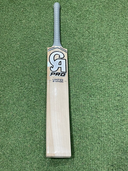 CA Pro Professional Players Asif Ali Cricket Bat (2lb 10oz)