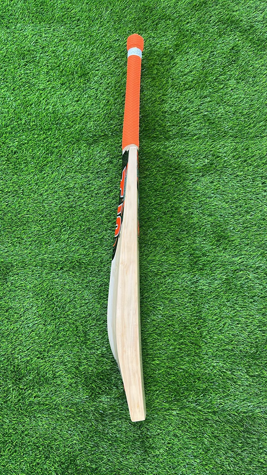 HS 96 Cricket Bat (2lb 10oz)