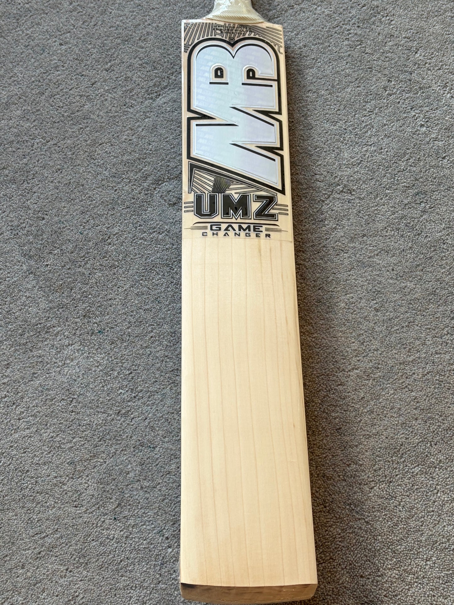 MB Malik Game Changer Players Cricket Bat (2lb 9oz)