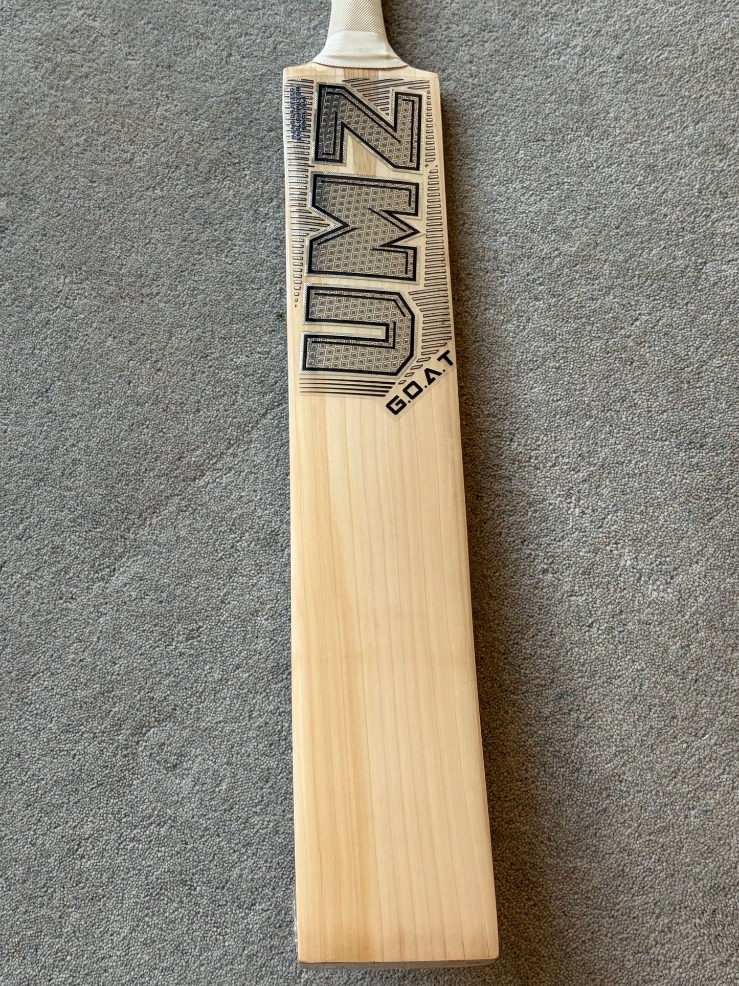 MB Malik UMZ Goat Cricket Bat (2lb 9oz)