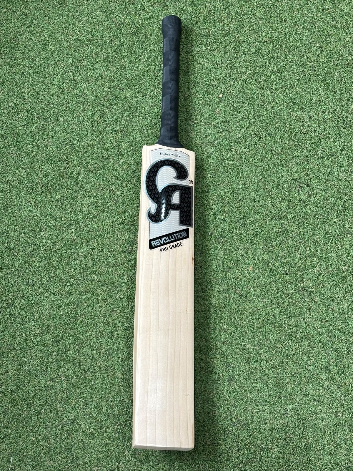 CA Revolution Players Harrow Junior Cricket Bat (2lb 4oz)