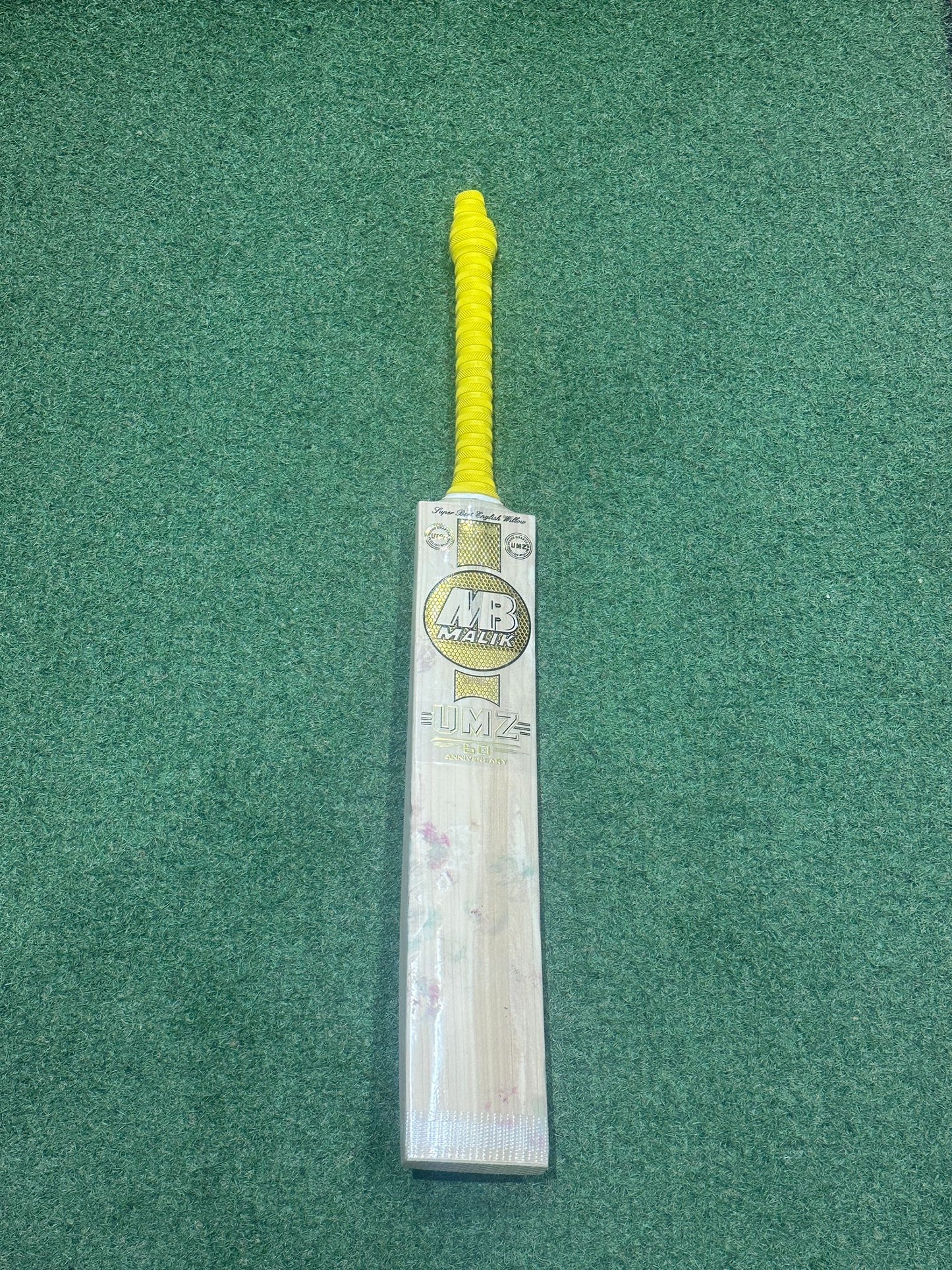 Used MB Malik 60th Anniversary Cricket Bat (2lb 11oz)