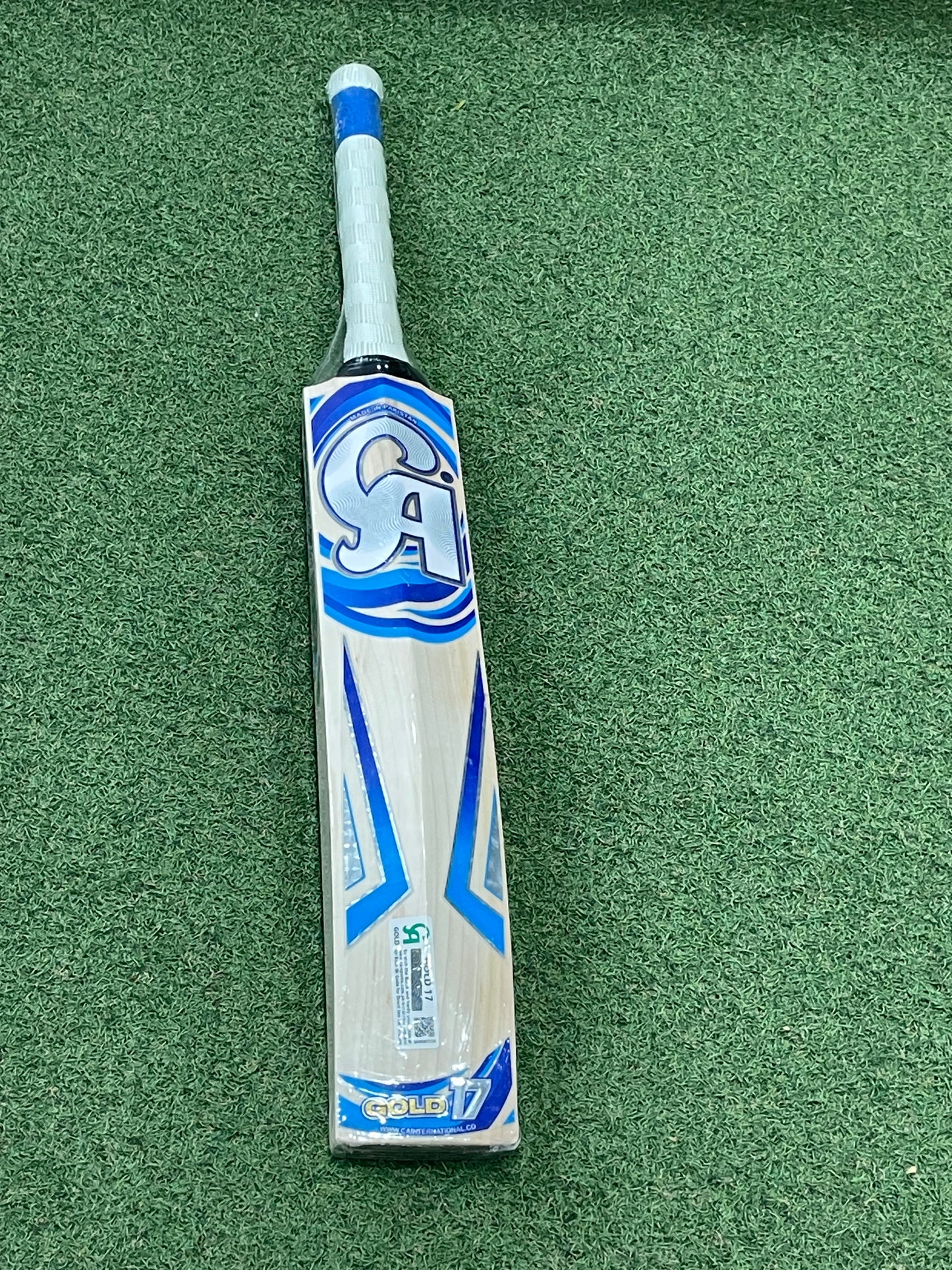 CA Gold 17 Short Blade Long Handle Cricket Bat (2lb 10oz)