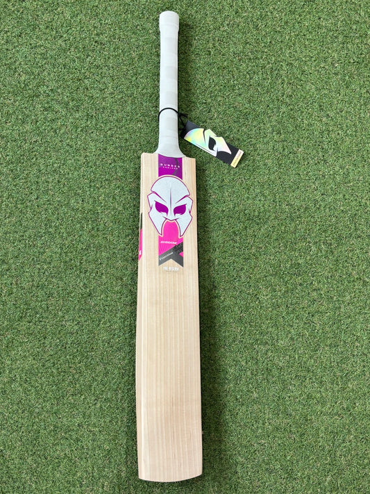 Phantom Shadow Pro-R Cricket Bat (2lb 8oz)