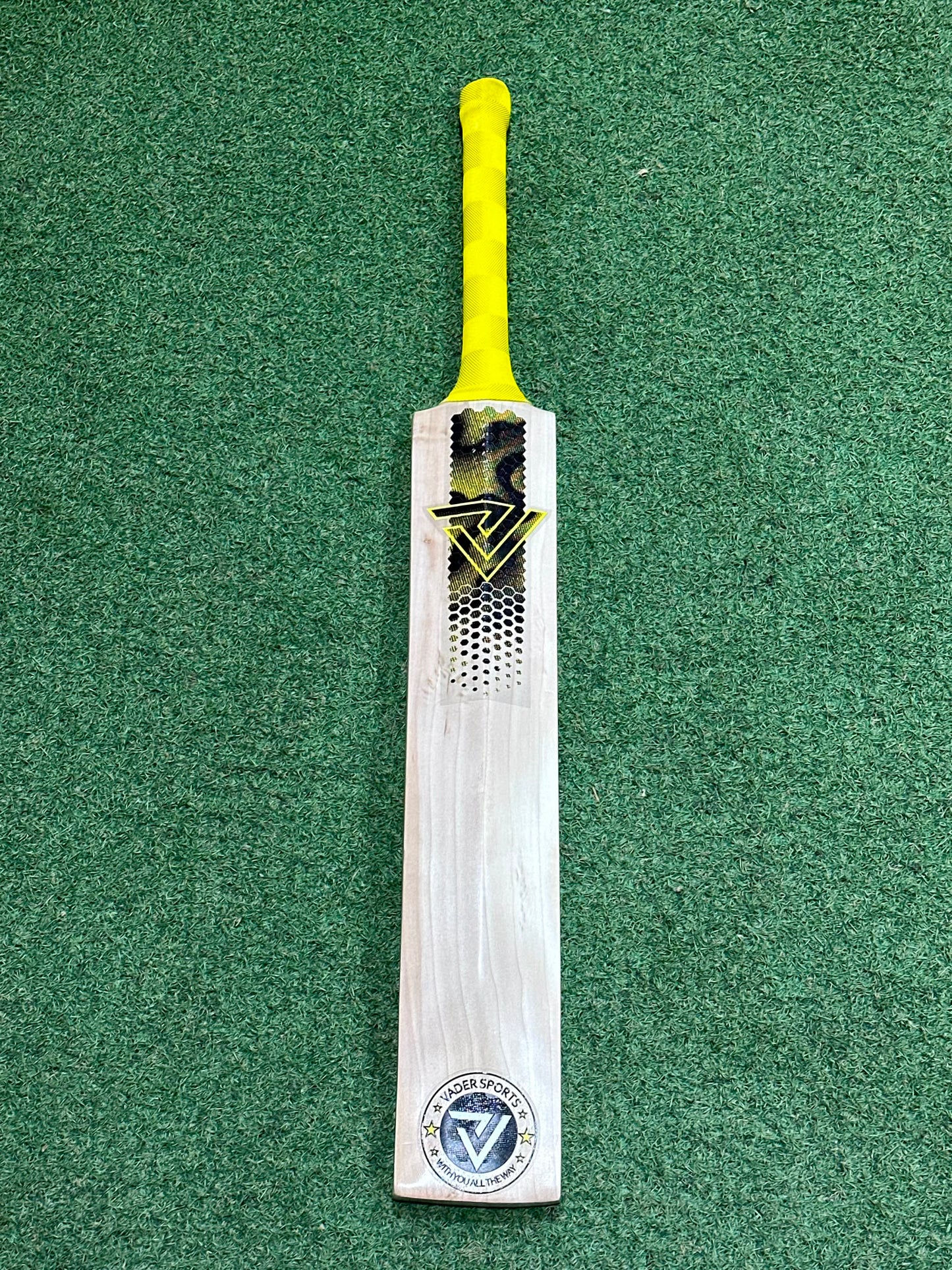 Vader Sports Limited Edition Cricket Bat (2lb 8oz)