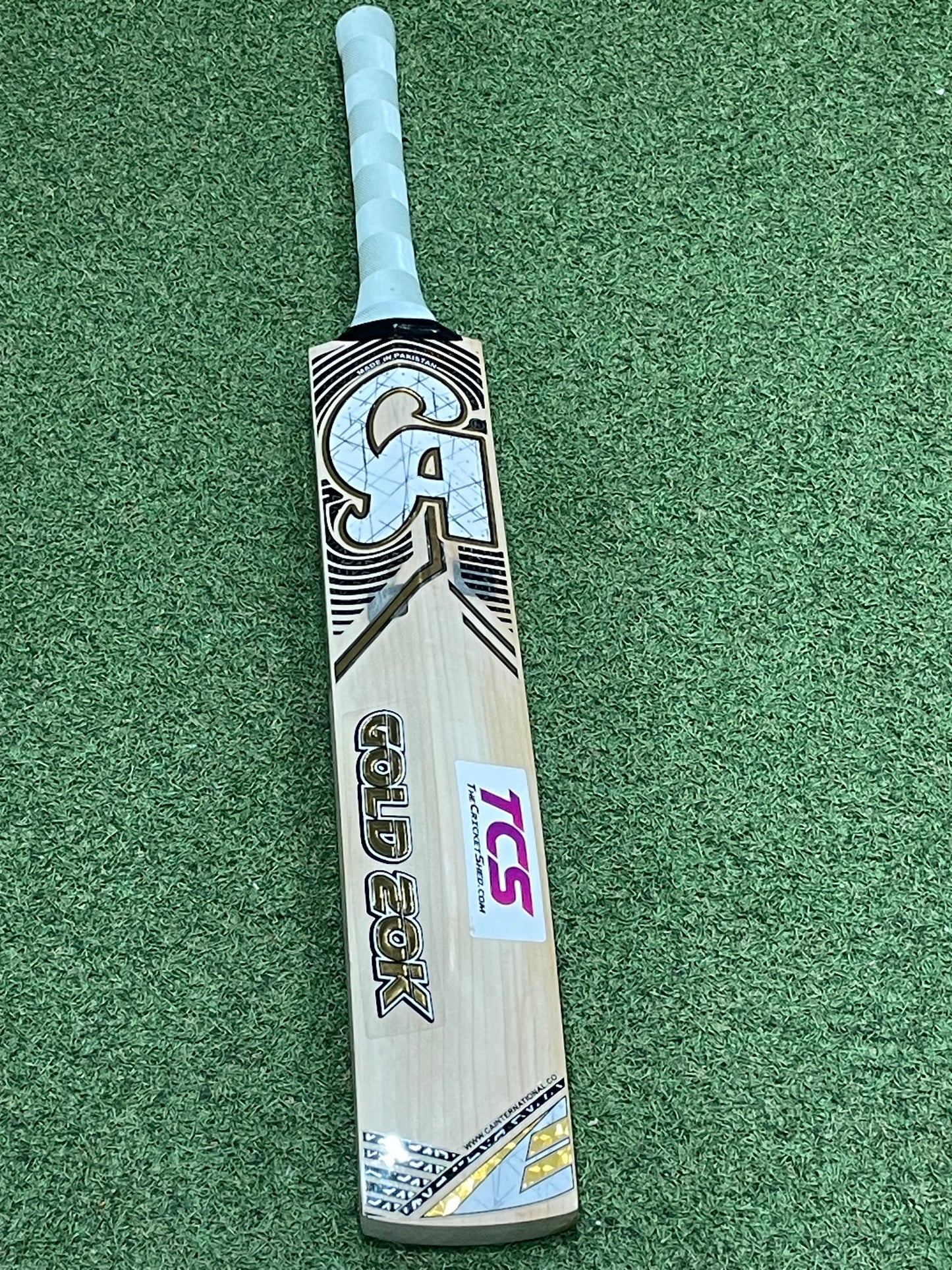 CA Gold 20k Cricket Bat (2lb 8oz)