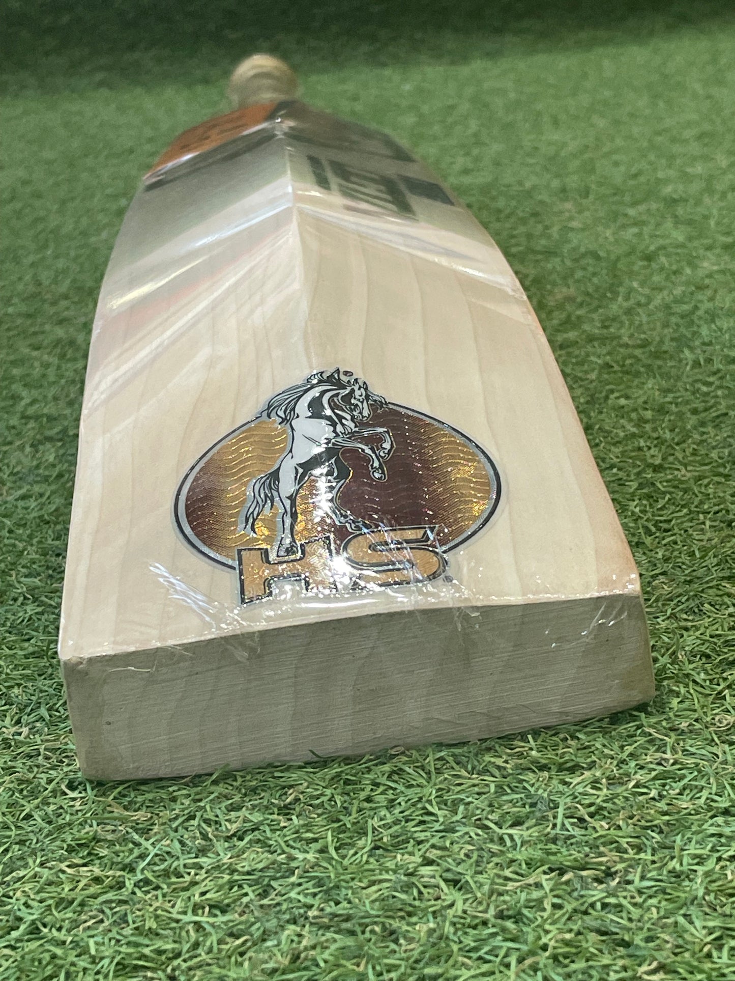 HS Core Octa Limited Edition Cricket Bat (2lb 10oz)