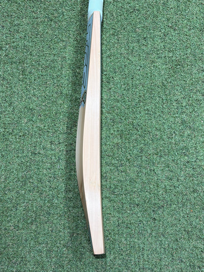 TCS Diamond Butterfly Cricket Bat (2lb 10oz)