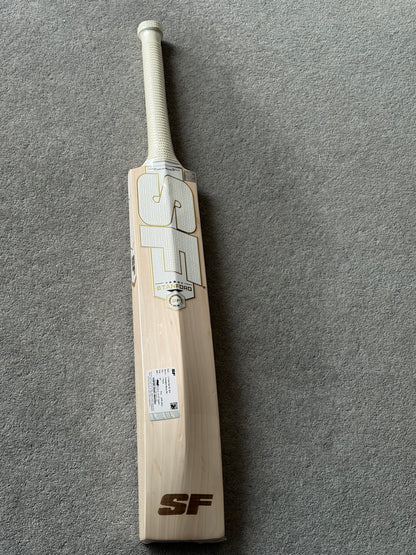 SF Gradiges Blade Cricket Bat (2lb 10oz)