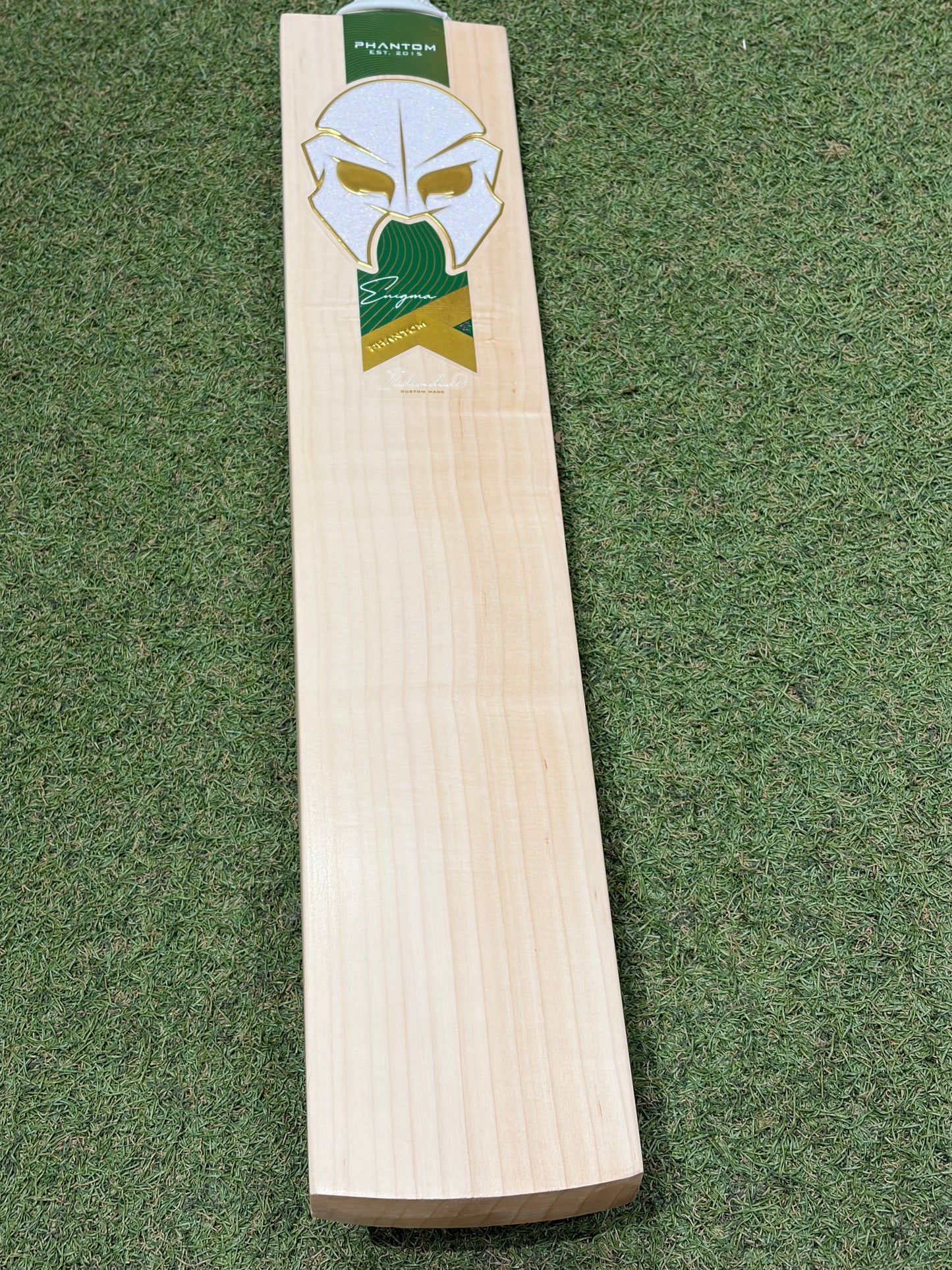 Phantom Enigma Custom Cricket Bat (2lb 10oz)