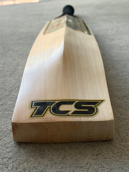 TCS Black Superior Cricket Bat (2lb 8oz)