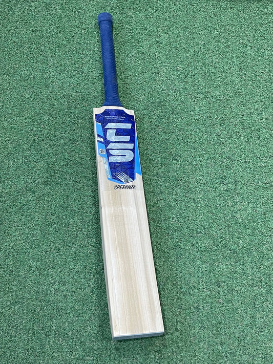 Cricket Station Speranza Cricket Bat (2lb 11oz)