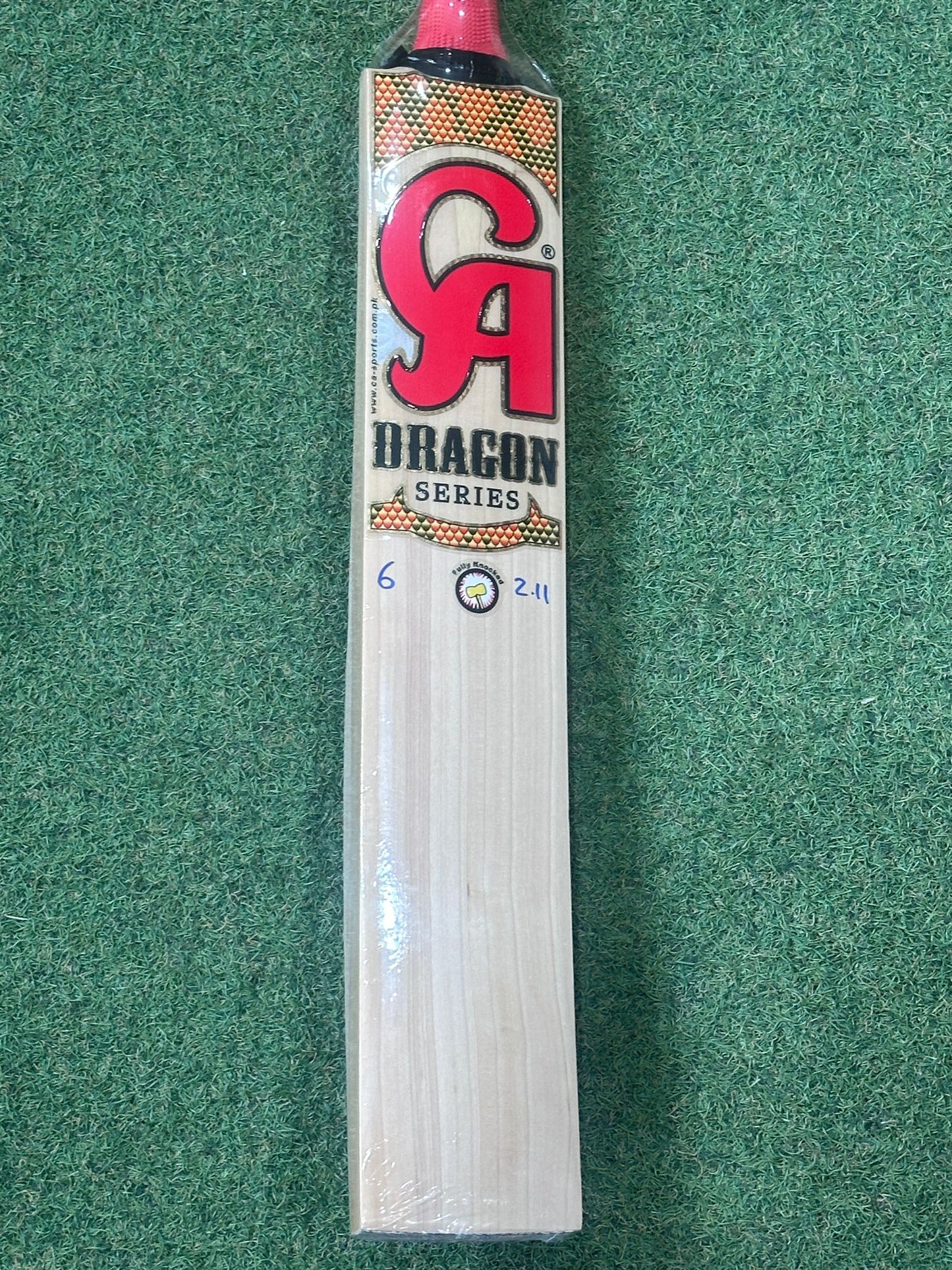 CA Dragon Laminate Cricket Bat (2lb 11oz)