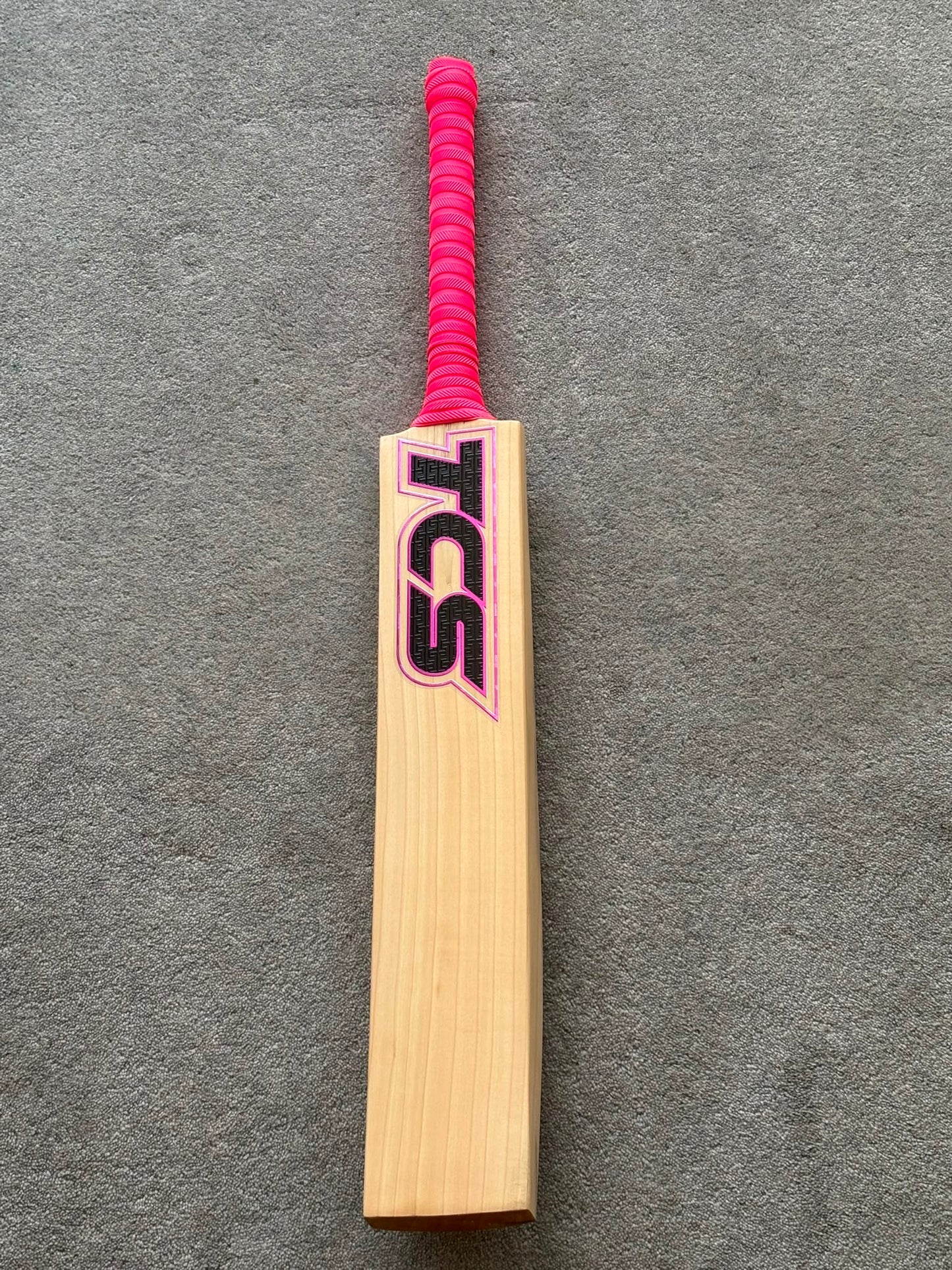 TCS Custom Edition Cricket Bat (2lb 9oz)