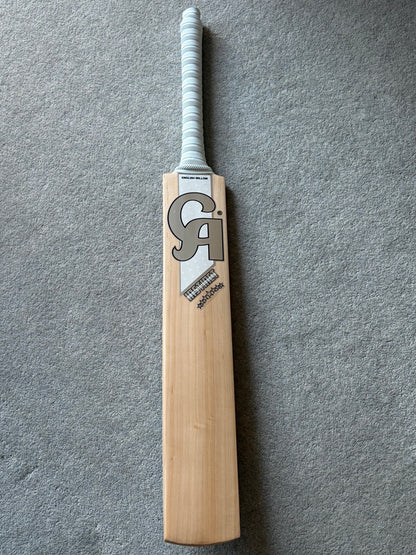 CA Instinct 7 Star Cricket Bat (2lb 7oz)