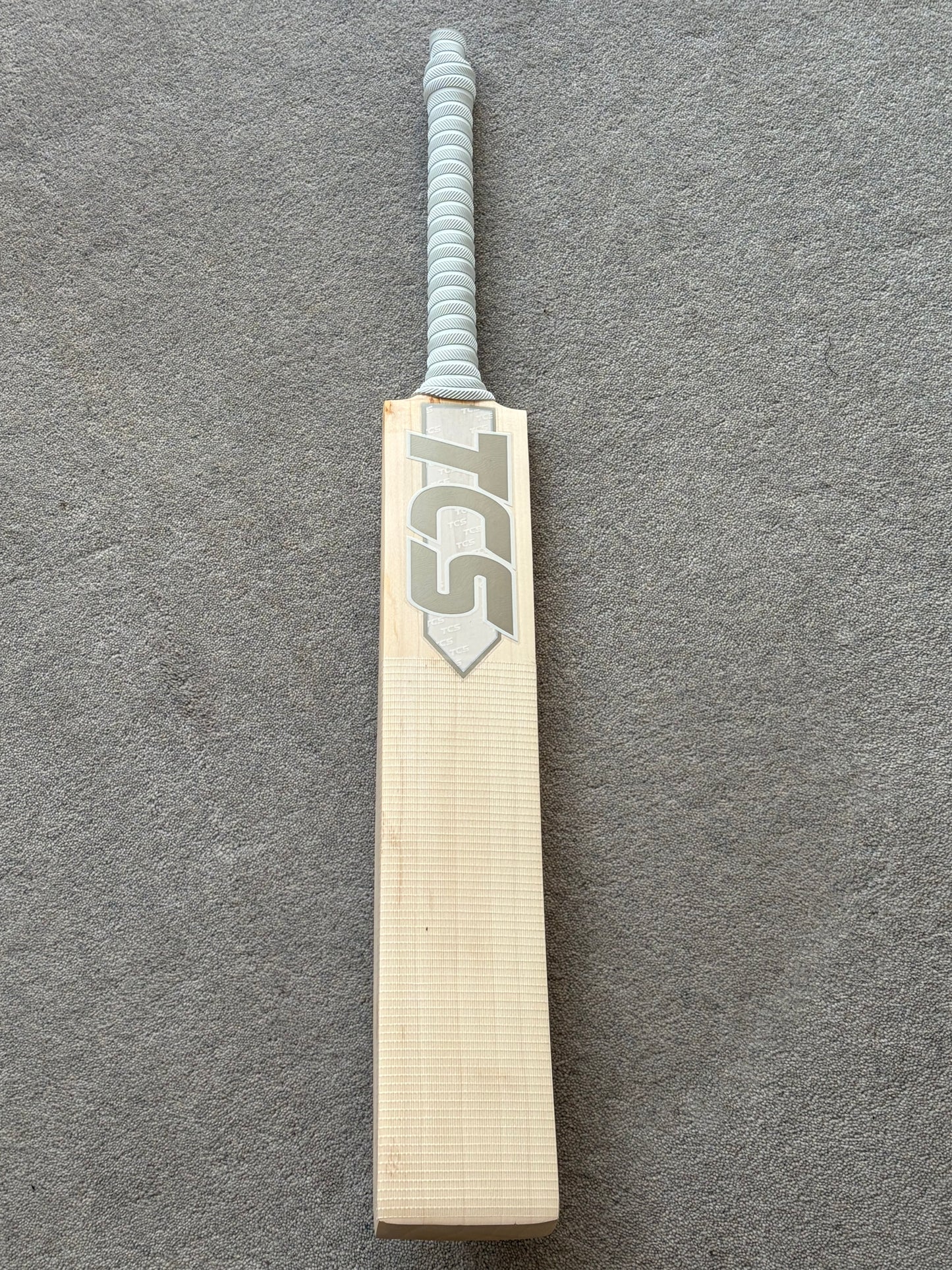 TCS Silver Edition Cricket Bat (2lb 7oz)
