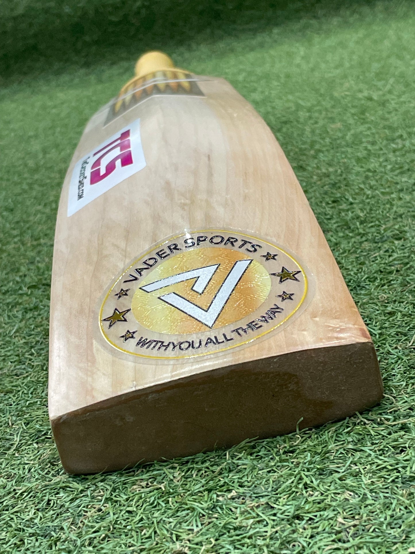 Vader Sports Reserve Edition Cricket Bat (2lb 11oz)