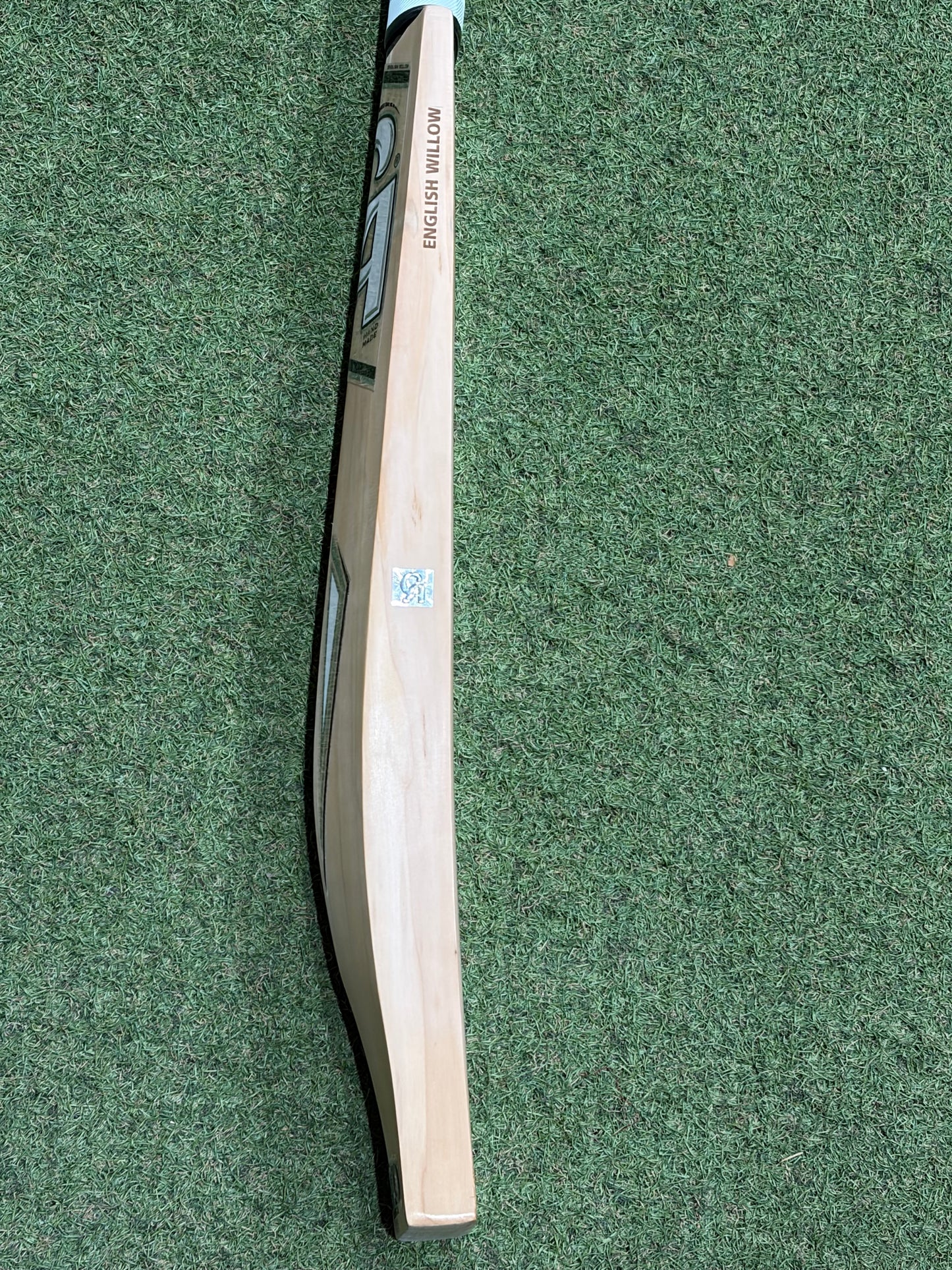 CA JR20 Butterfly Cricket Bat (2lb 9oz)