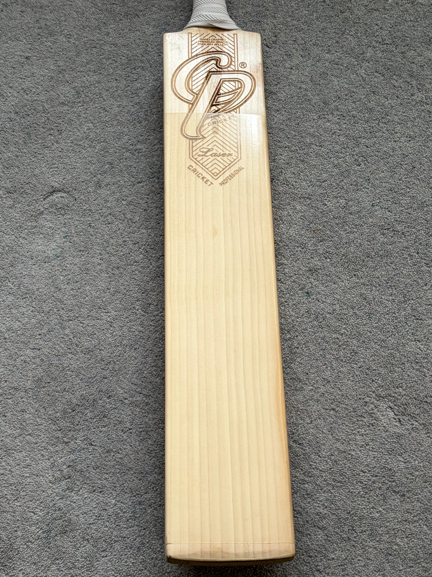 Used CP Laser Cricket Bat (2lb 8oz)