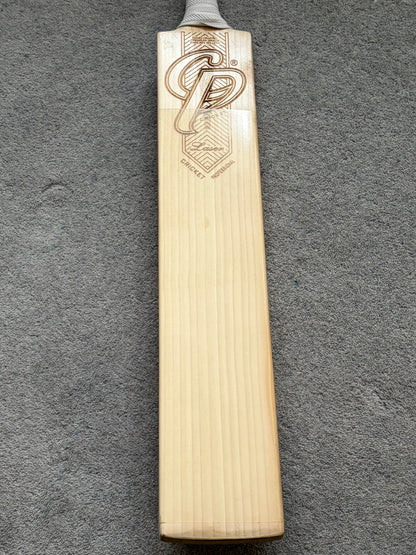 Used CP Laser Cricket Bat (2lb 8oz)