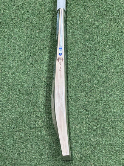 SS Ton Sky Players Size 6 Junior Cricket Bat (2lb 3oz)