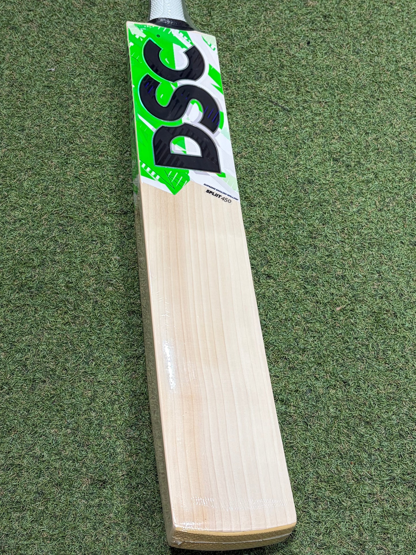 DSC Split 450 Cricket Bat (2lb 10oz)