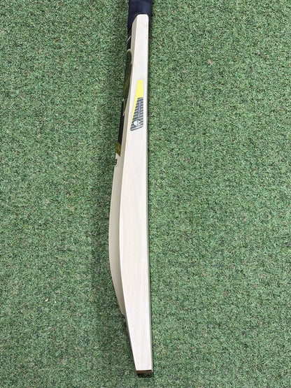 Phantom PS7 VK18 Custom Cricket Bat (2lb 10oz)
