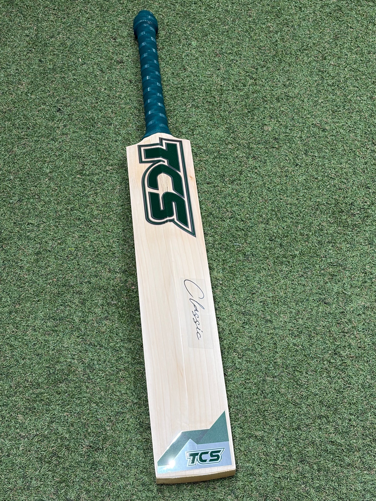 TCS Classic Cricket Bat (2lb 11oz)