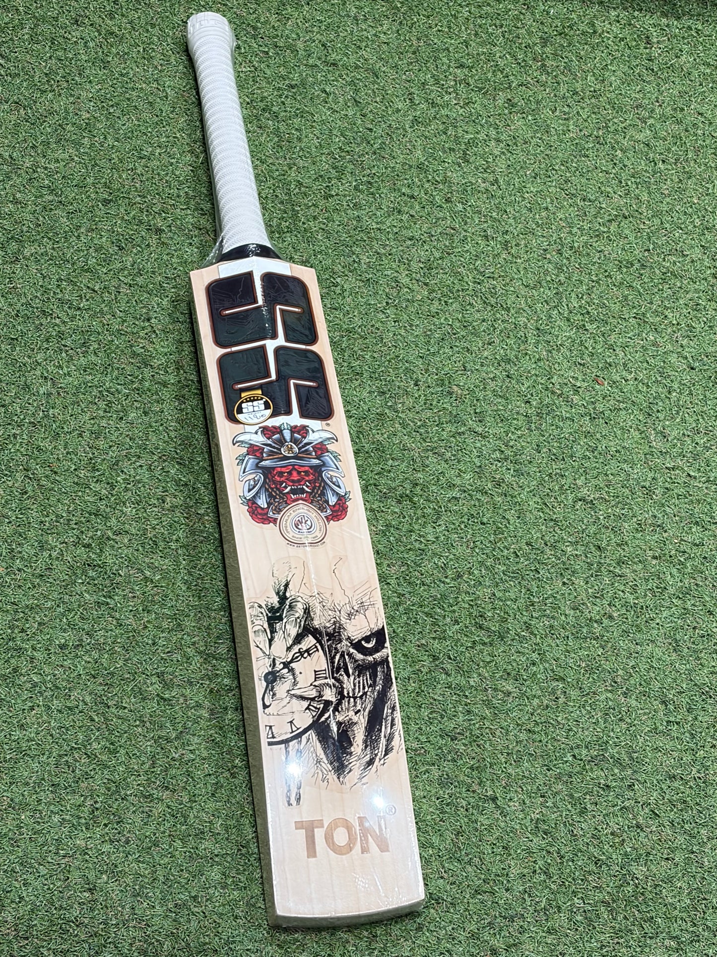 SS Devils Green Cricket Bat (2lb 11oz)