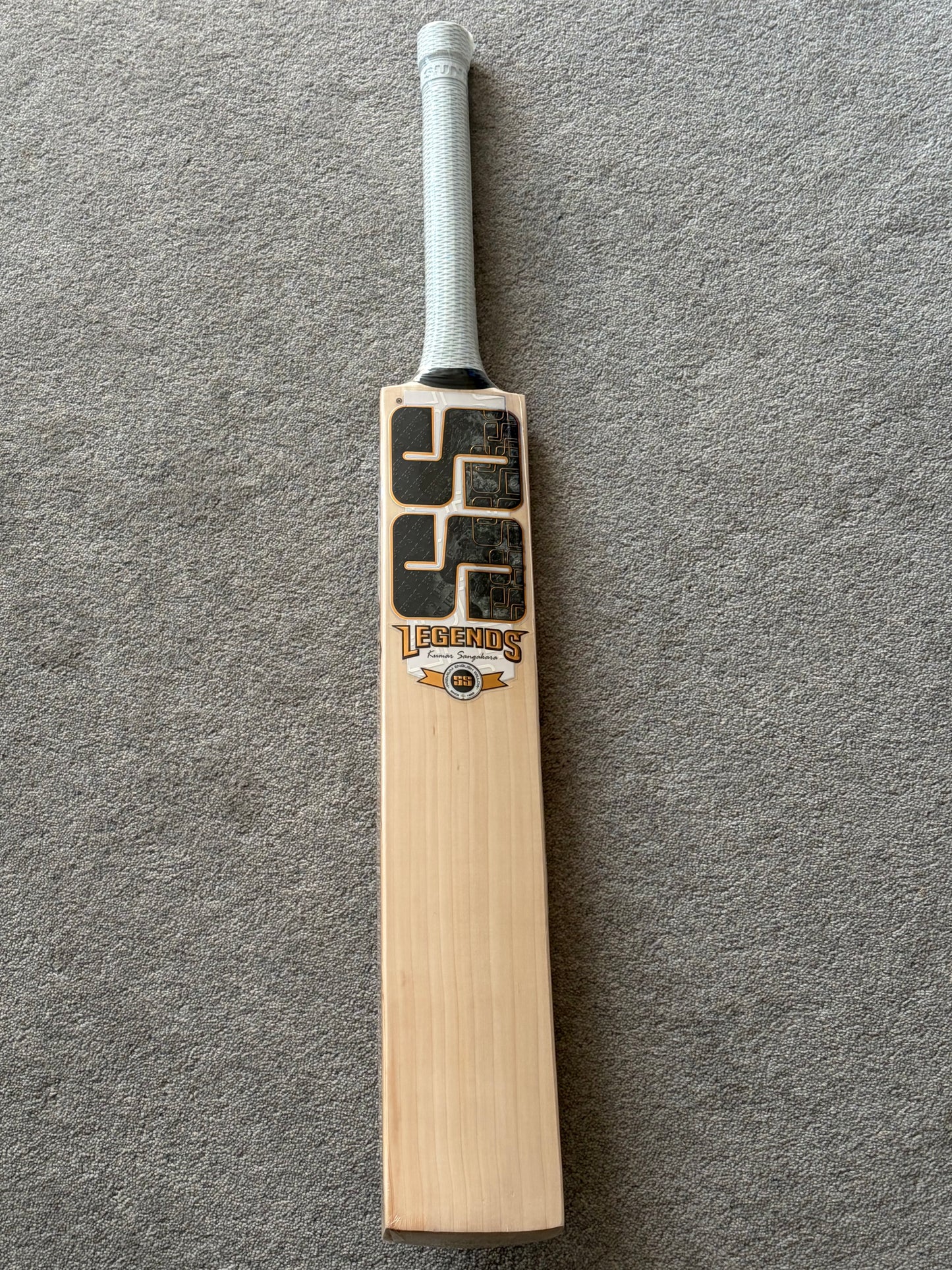 SS Ton Legends Kumar Sangakkara Cricket Bat (2lb 10oz)