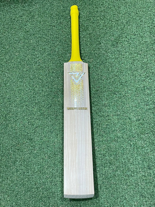 Vader Sports Reserve Edition Cricket Bat (2lb 9oz)