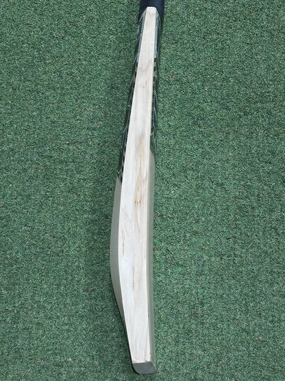 MB Malik Black Edition Cricket Bat (2lb 9oz)