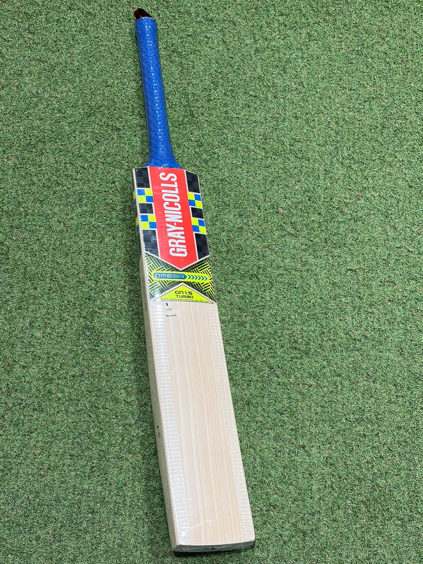 Gray Nicolls Omega GN1.5 Turbo Cricket Bat (2lb 9oz)