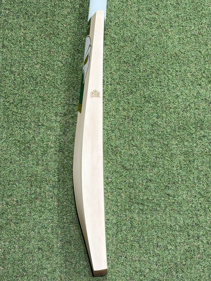 Phantom Enigma Pro Locker Cricket Bat (2lb 9oz)