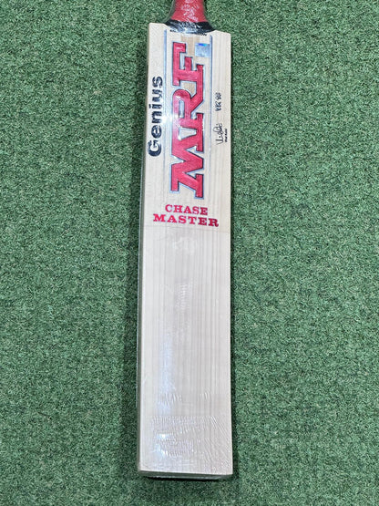 MRF VK Chase Master Junior Size 6 Cricket Bat (2lb 2oz)