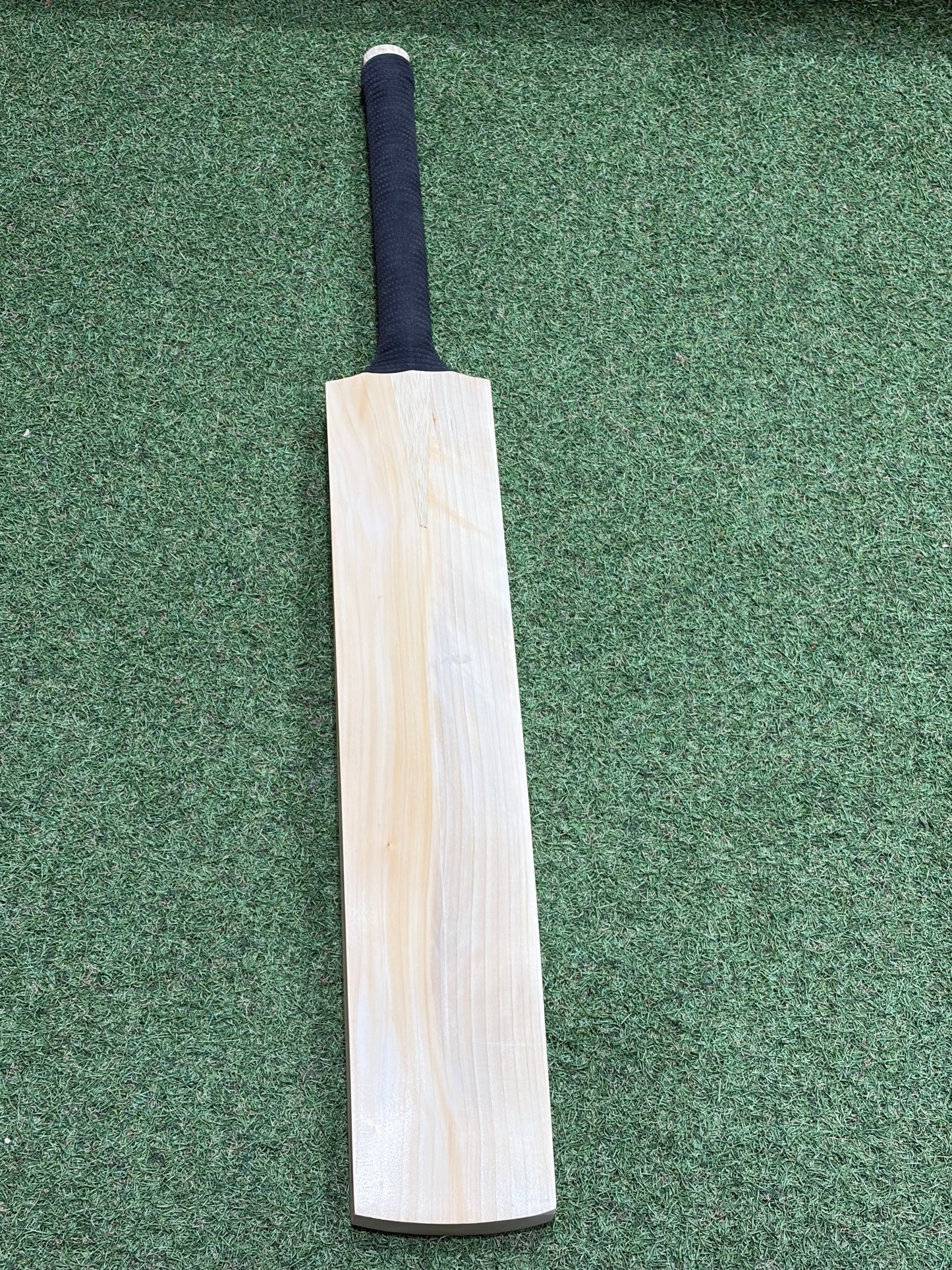 TCS Plain Grade 1 Blue Willow Cricket Bat (2lb 10oz)