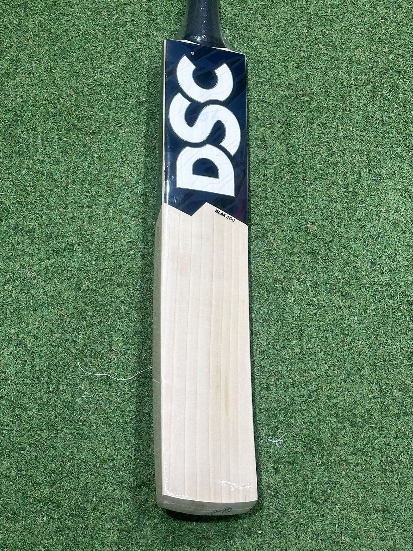 DSC Blak 400 Cricket Bat (2lb 8oz)